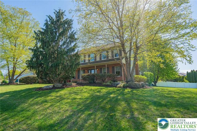 5330 Short Hill Lane, Upper Macungie Twp, PA 18104