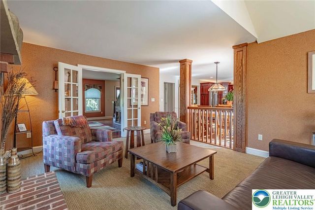 5330 Short Hill Lane, Upper Macungie Twp, PA 18104