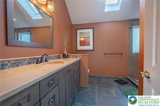 5330 Short Hill Lane, Upper Macungie Twp, PA 18104