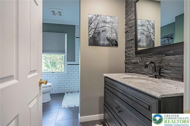5330 Short Hill Lane, Upper Macungie Twp, PA 18104