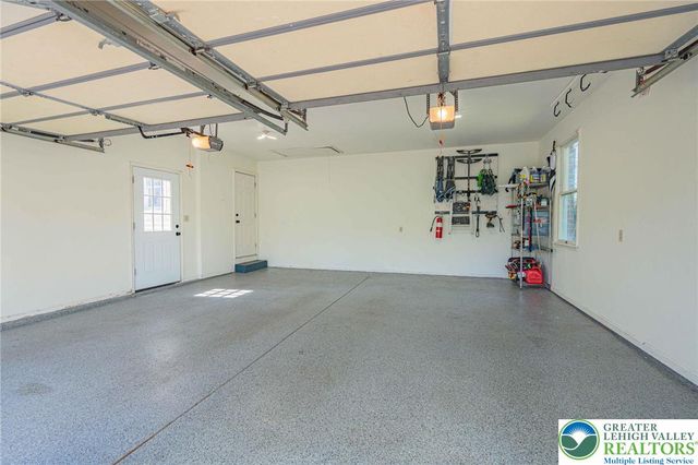 5330 Short Hill Lane, Upper Macungie Twp, PA 18104