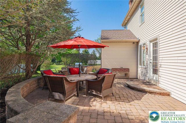 5330 Short Hill Lane, Upper Macungie Twp, PA 18104
