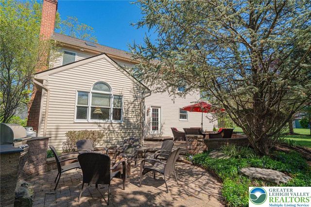 5330 Short Hill Lane, Upper Macungie Twp, PA 18104