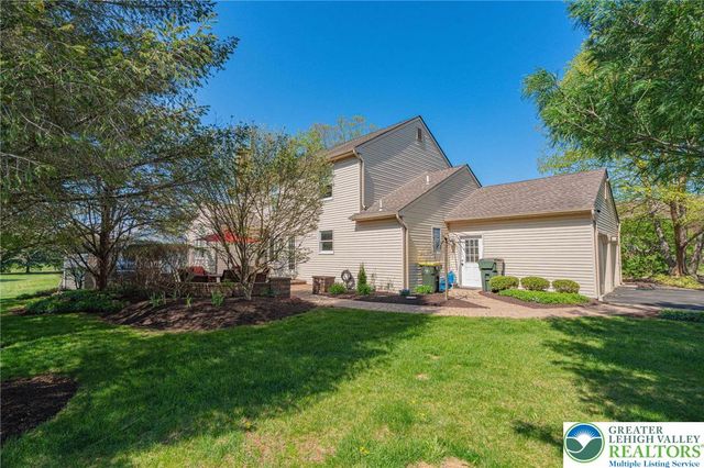5330 Short Hill Lane, Upper Macungie Twp, PA 18104