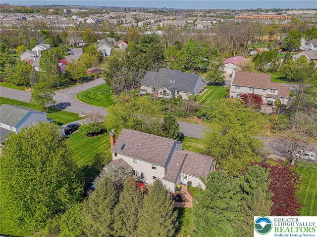 5330 Short Hill Lane, Upper Macungie Twp, PA 18104