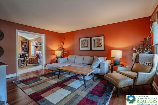 5330 Short Hill Lane, Upper Macungie Twp, PA 18104