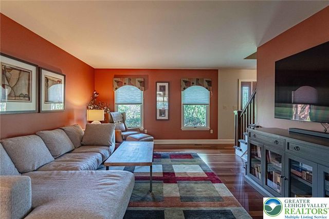 5330 Short Hill Lane, Upper Macungie Twp, PA 18104