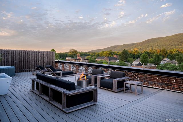 1 E Main Street 402, Beacon, NY 12508