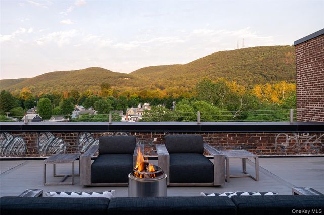 1 E Main Street 402, Beacon, NY 12508