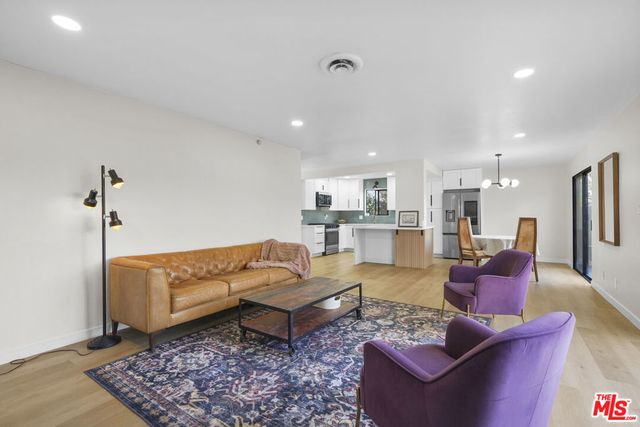 531 Benson Way, Thousand Oaks, CA 91360