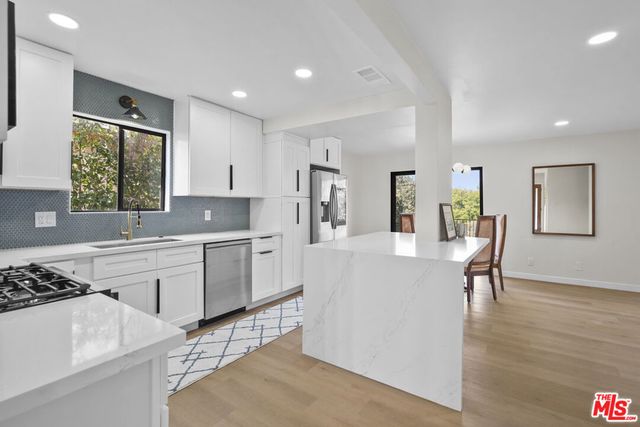 531 Benson Way, Thousand Oaks, CA 91360