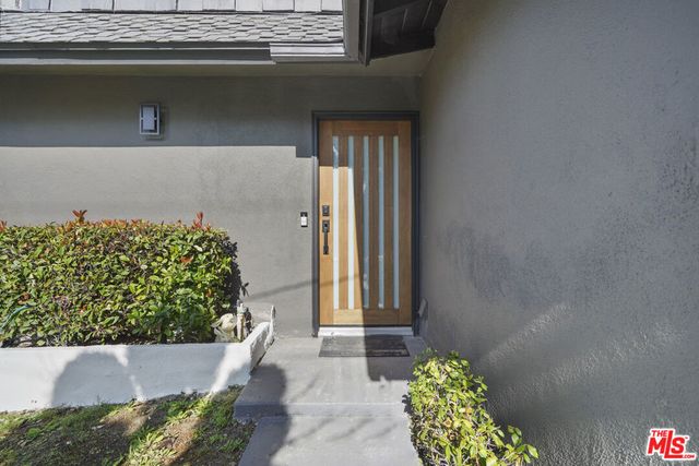 531 Benson Way, Thousand Oaks, CA 91360