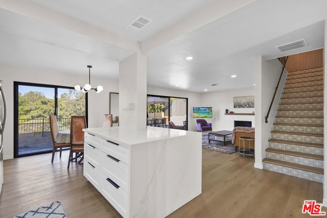 531 Benson Way, Thousand Oaks, CA 91360