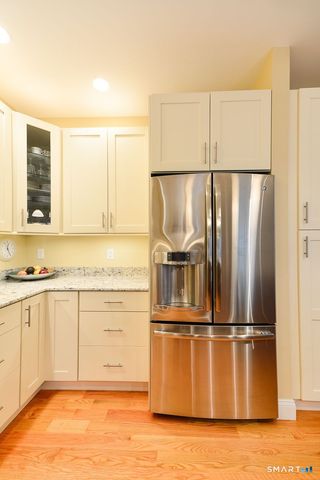 10 Fort Hill Road 1B, Groton, CT 06340