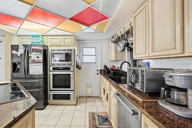 6141 PALMETTO DRIVE, Indian Lake Estates, FL 33855