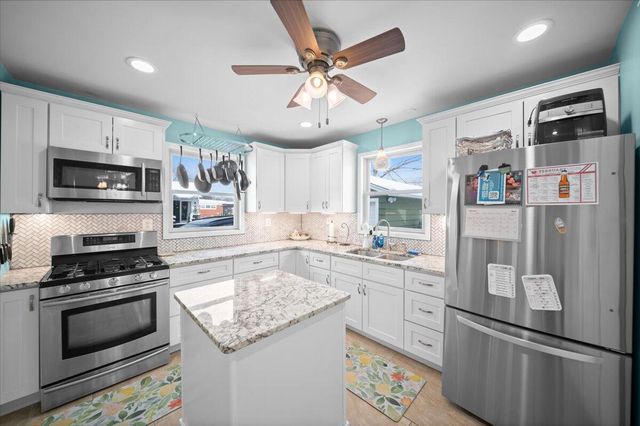 1186 Hampden Road, Roosevelt Park City, MI 49441