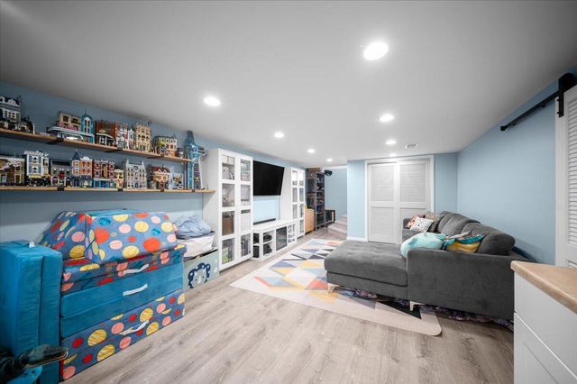 1186 Hampden Road, Roosevelt Park City, MI 49441