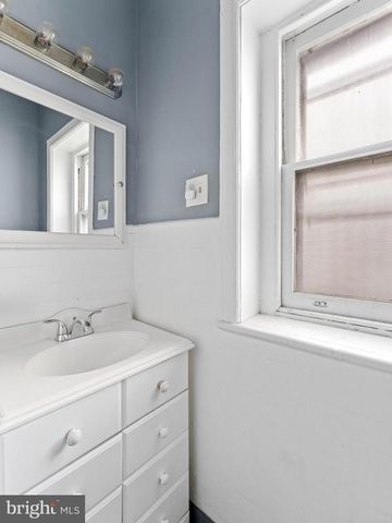 1231 FOULKROD ST, Philadelphia, PA 19124