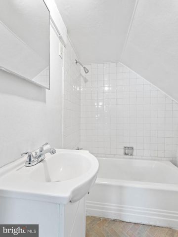 1231 FOULKROD ST, Philadelphia, PA 19124
