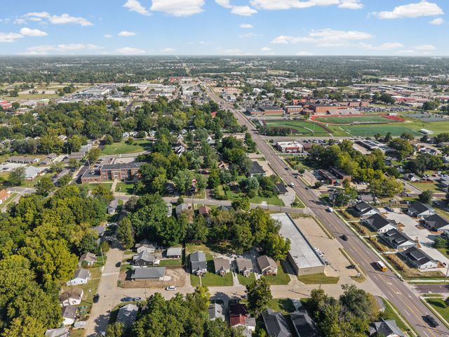600 WOODLAWN AVE, Columbia, MO 65203