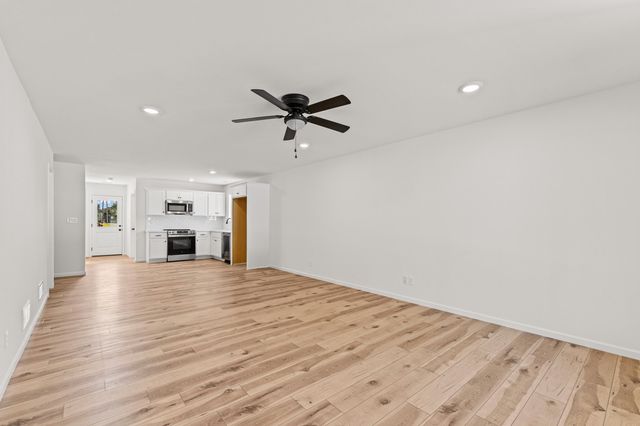 600 WOODLAWN AVE, Columbia, MO 65203