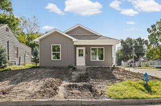 600 WOODLAWN AVE, Columbia, MO 65203