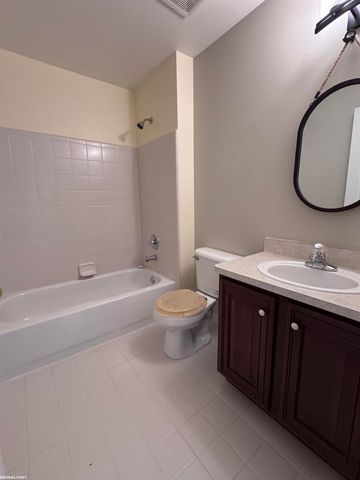 13641 Silver Birch Circle, Shelby Twp, MI 48315