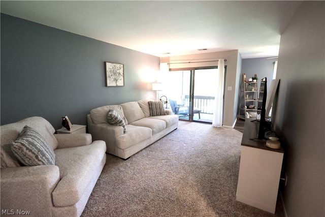 1115 Canyon View Road 403, Sagamore Hills, OH 44067