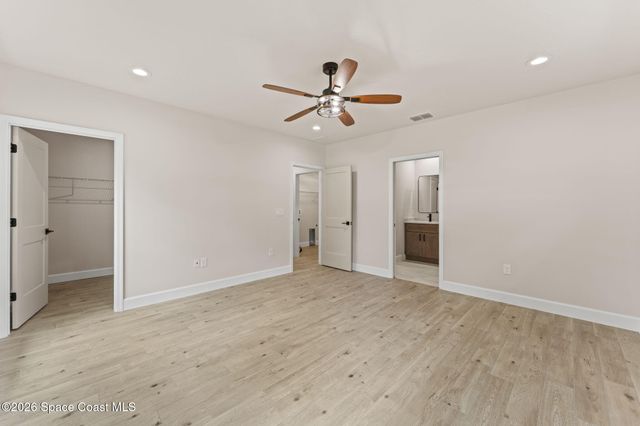 357 Galicia Street SW, Palm Bay, FL 32908