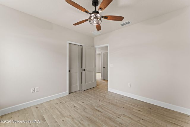 357 Galicia Street SW, Palm Bay, FL 32908