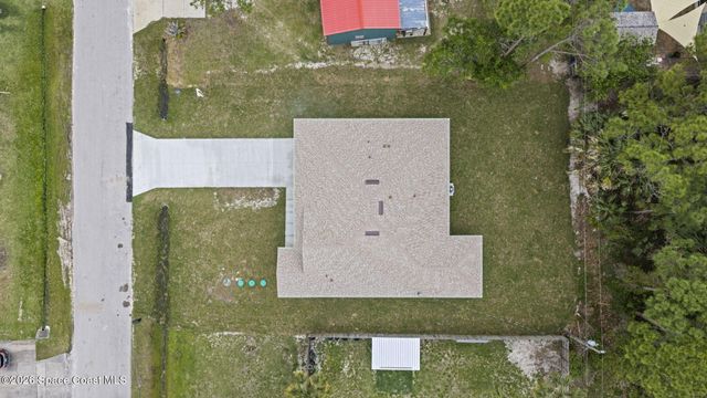 357 Galicia Street SW, Palm Bay, FL 32908