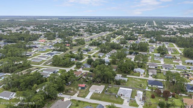 357 Galicia Street SW, Palm Bay, FL 32908