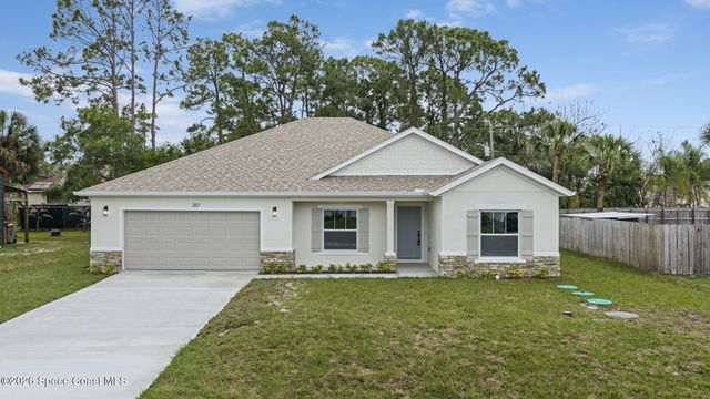 357 Galicia Street SW, Palm Bay, FL 32908