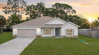 357 Galicia Street SW, Palm Bay, FL 32908