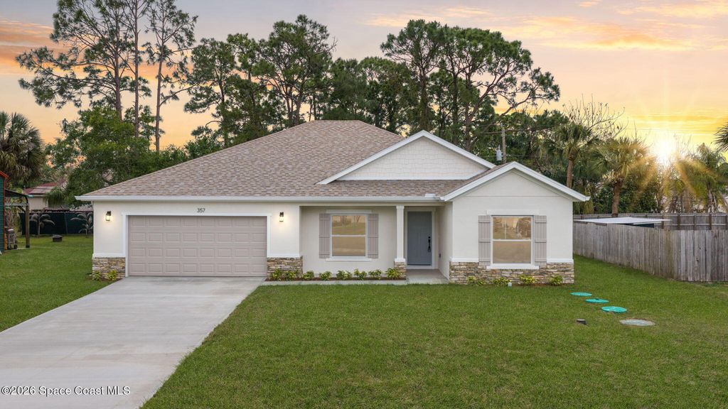 357 Galicia Street SW, Palm Bay, FL 32908