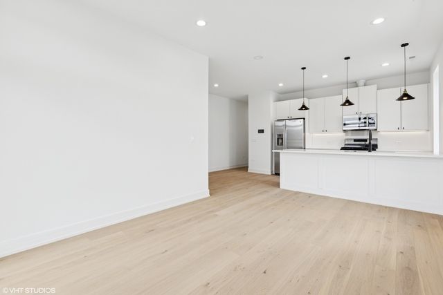 3219 N Elston Avenue 3, Chicago, IL 60618