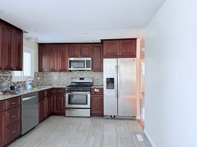 1432 Concord Lane, Schaumburg, IL 60193