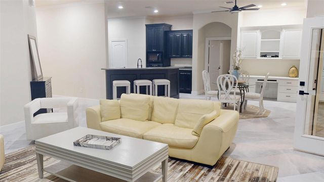 119 April Waters Drive W, Conroe, TX 77356