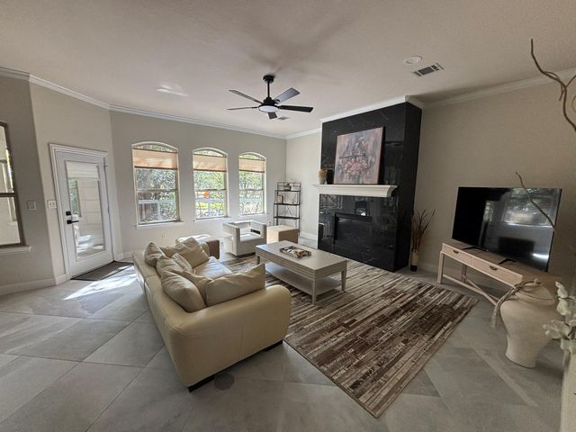 119 April Waters Drive W, Conroe, TX 77356