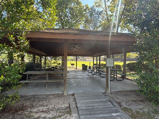 119 April Waters Drive W, Conroe, TX 77356