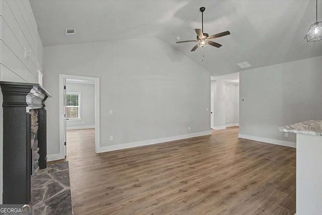 134 Puckett Rd, Dallas, GA 30157