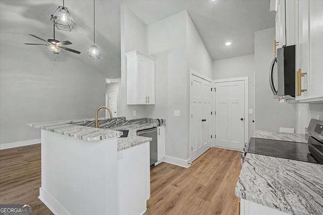134 Puckett Rd, Dallas, GA 30157