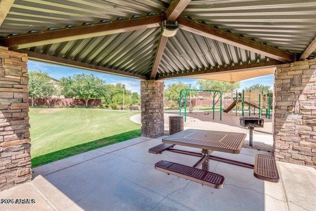 3420 E HARWELL Road 3420 e, Gilbert, AZ 85234