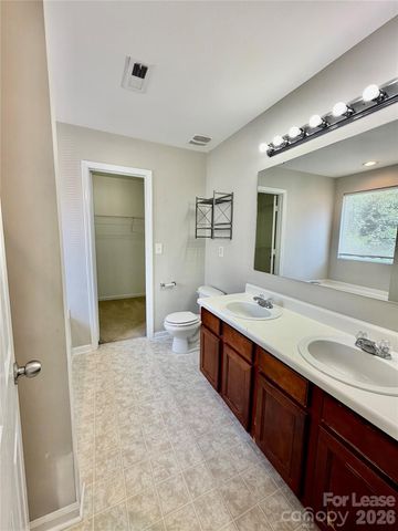 13016 Rothe House Road, Charlotte, NC 28273