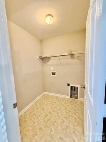 13016 Rothe House Road, Charlotte, NC 28273