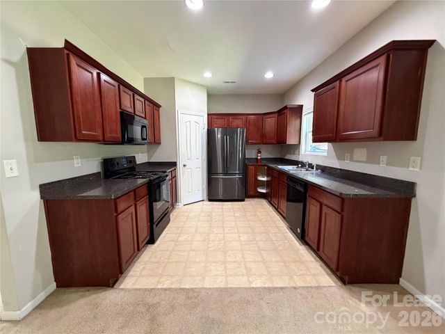 13016 Rothe House Road, Charlotte, NC 28273
