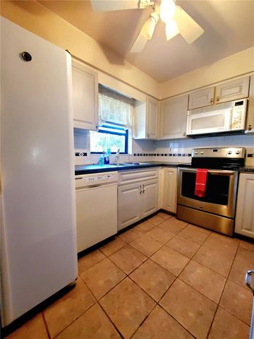 12520 SE 54TH AVENUE, Belleview, FL 34420