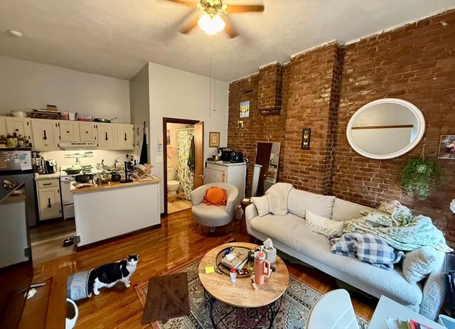 520 Columbus Ave 4, Boston, MA 02118