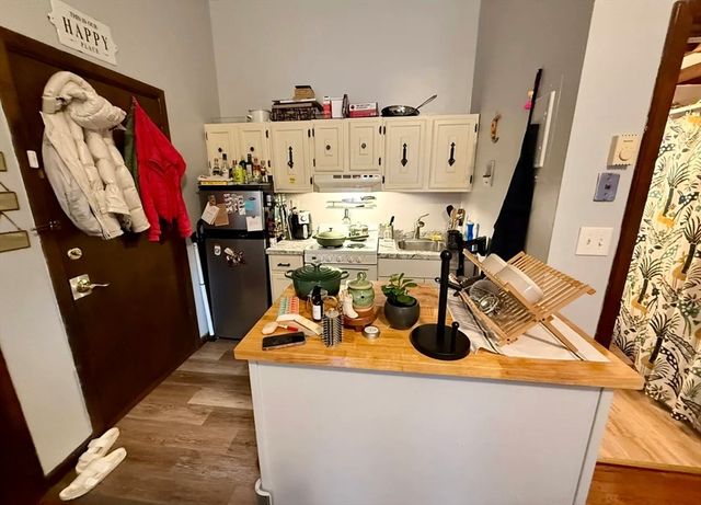 520 Columbus Ave 4, Boston, MA 02118