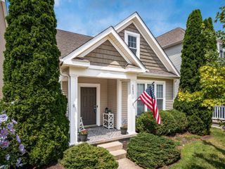 5623 Holly River Avenue, Dublin, OH 43016